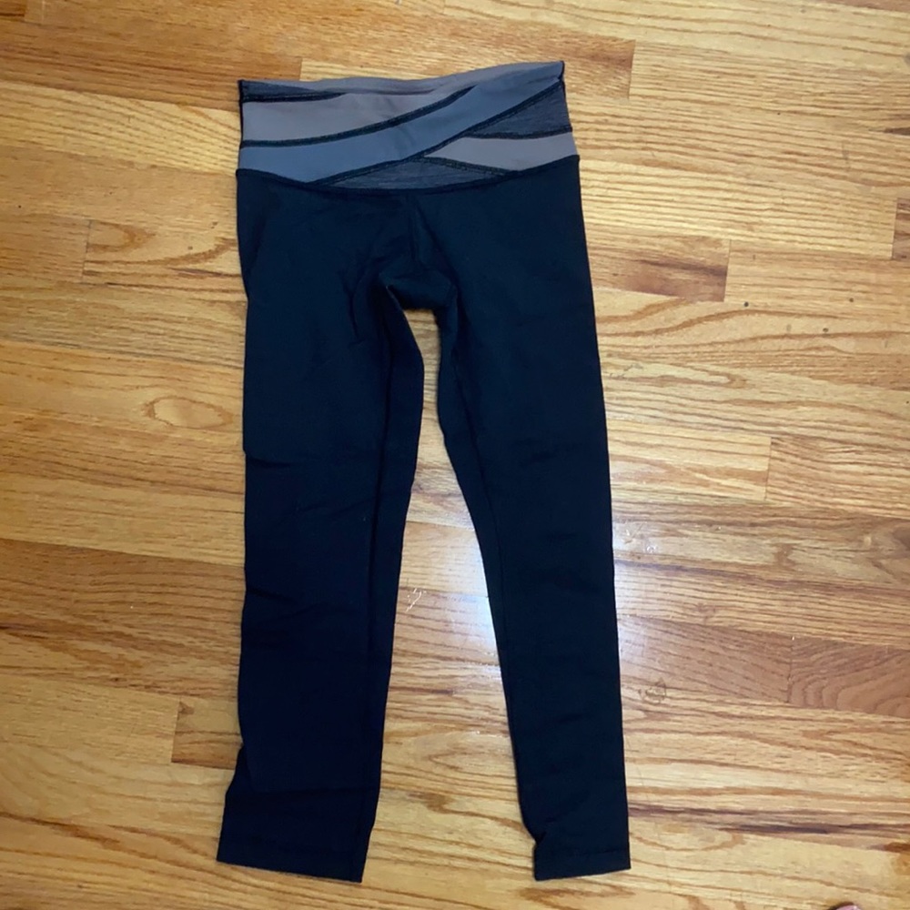 Lululemon wunder under black crop leggings
